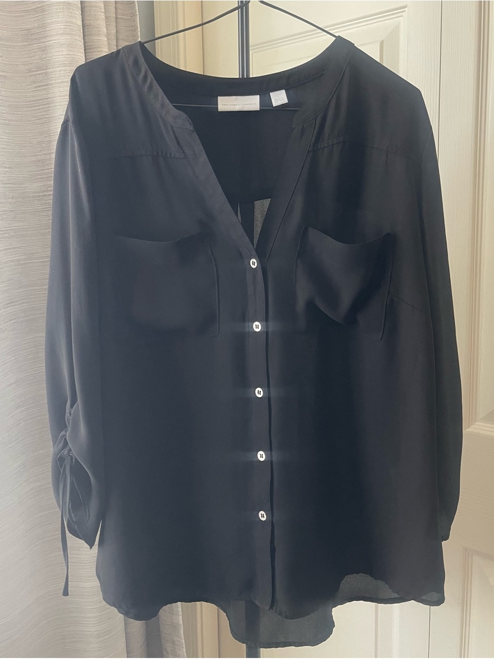 Relaxed Black Button-Down Blouse with Chest Pockets